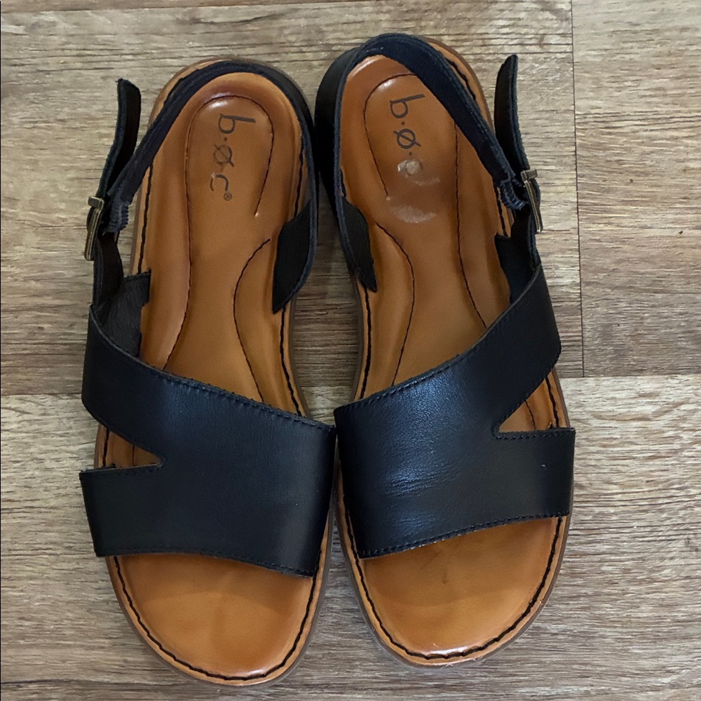 BOC Leather Sandals LNWOT
